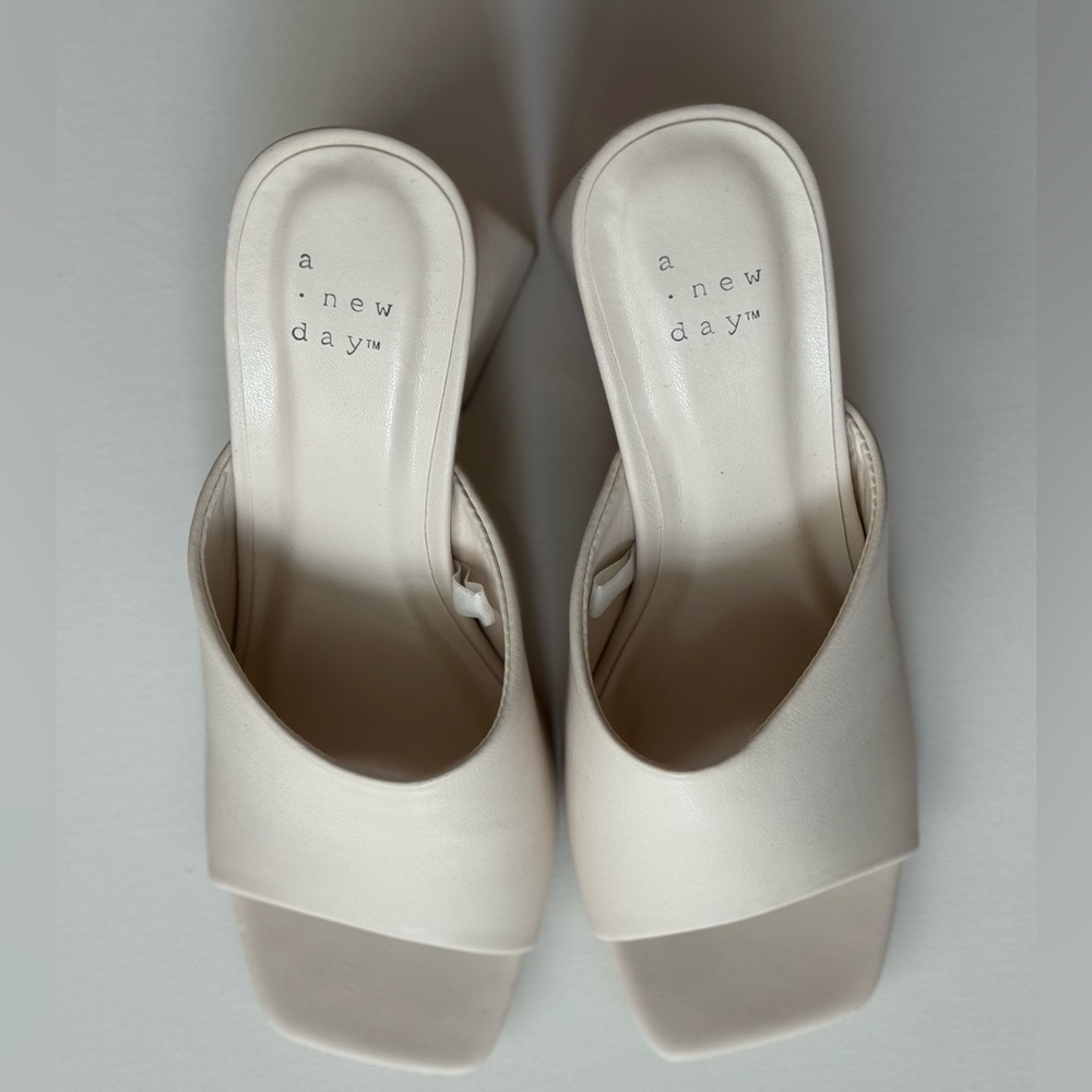 Women's Vira Mule Heels - A New Day White Size 7